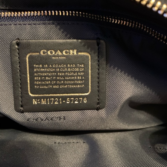 Beautiful black leather Coach handbag - Picture 3 of 3
